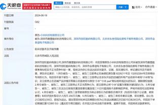 马卡：巴萨表示将谨慎使用罗克，他们认为球员很年轻并需要适应